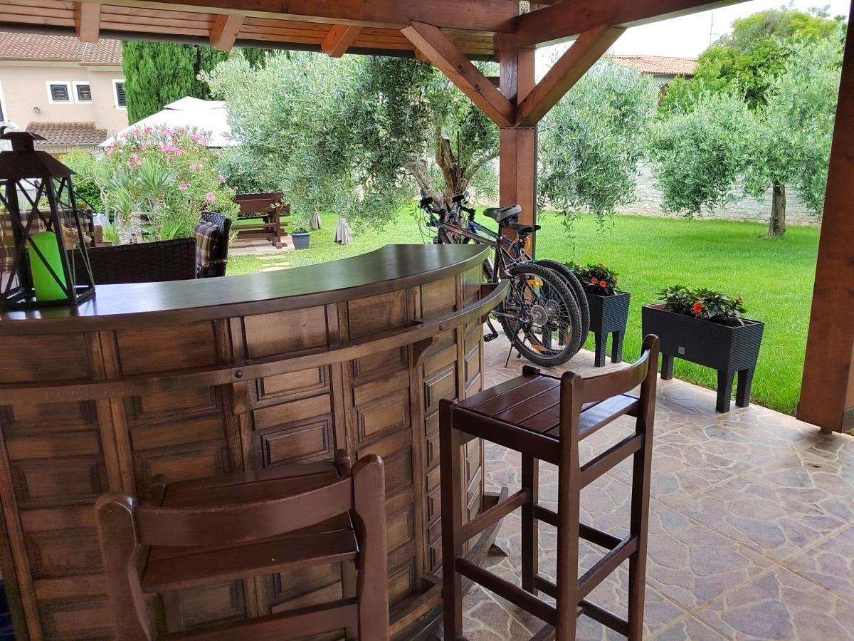 Relax Green House Ровинь Экстерьер фото